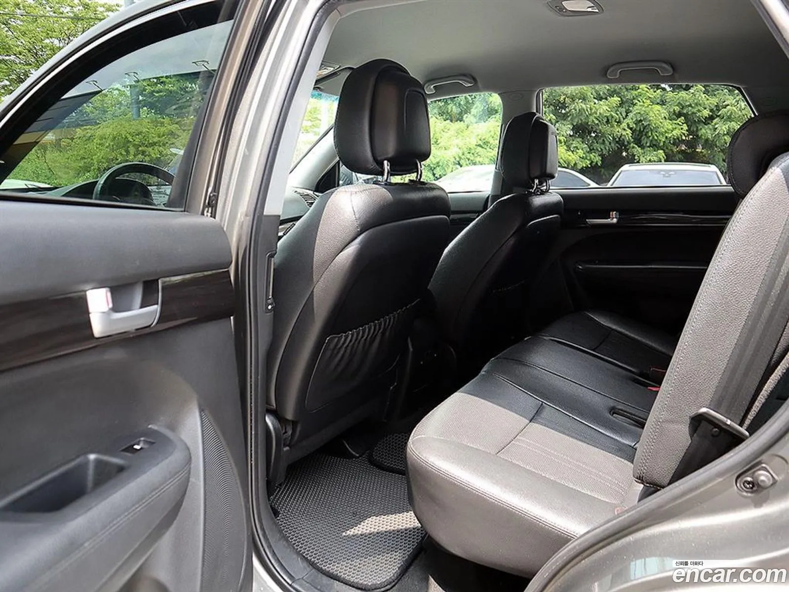 Kia Sorento R 2011 — 15