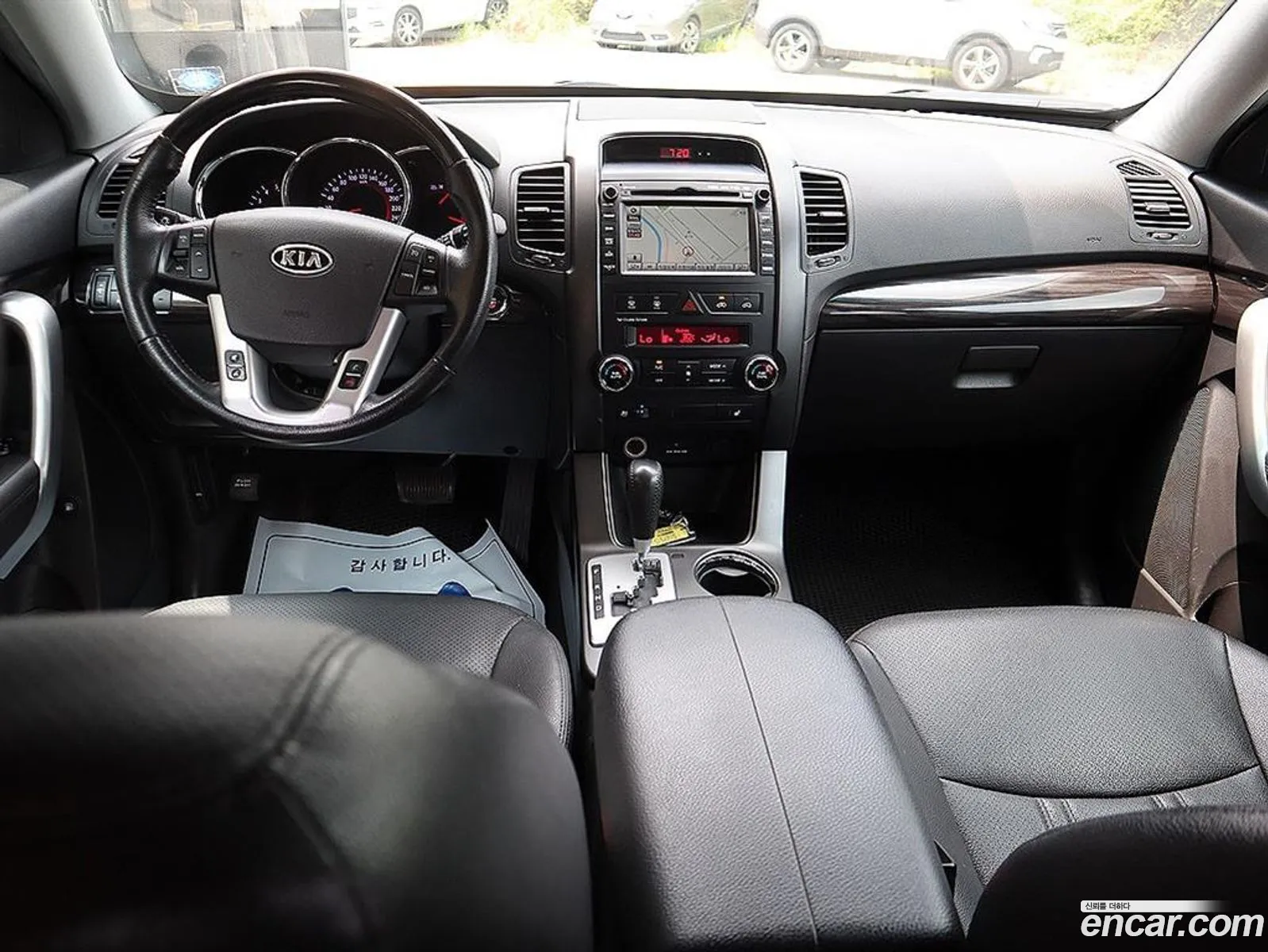 Kia Sorento R 2011 — 16