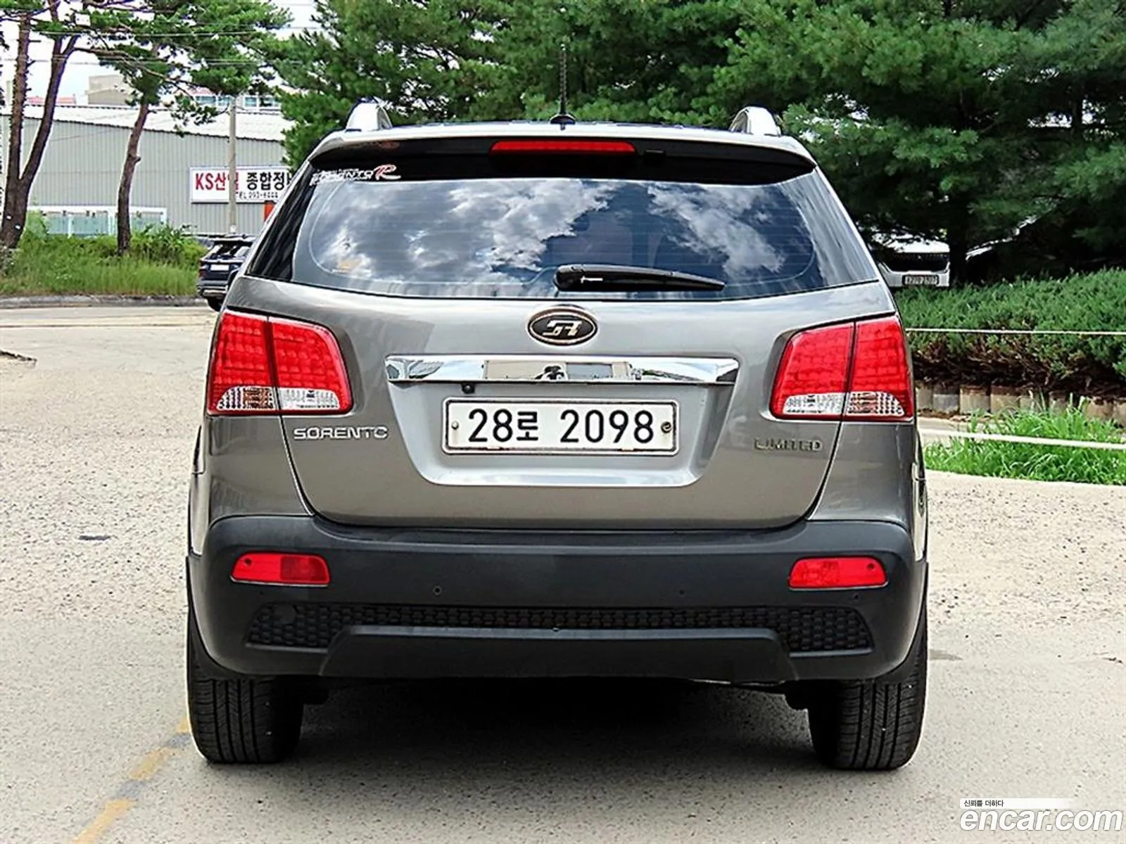 Kia Sorento R 2009 — 18