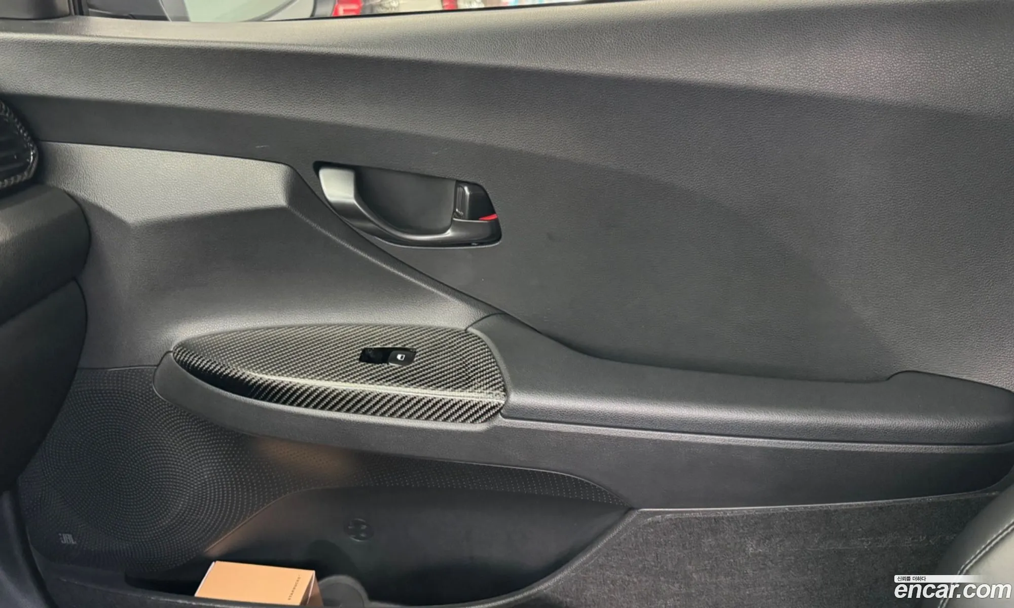 Hyundai Veloster 2020 — 19