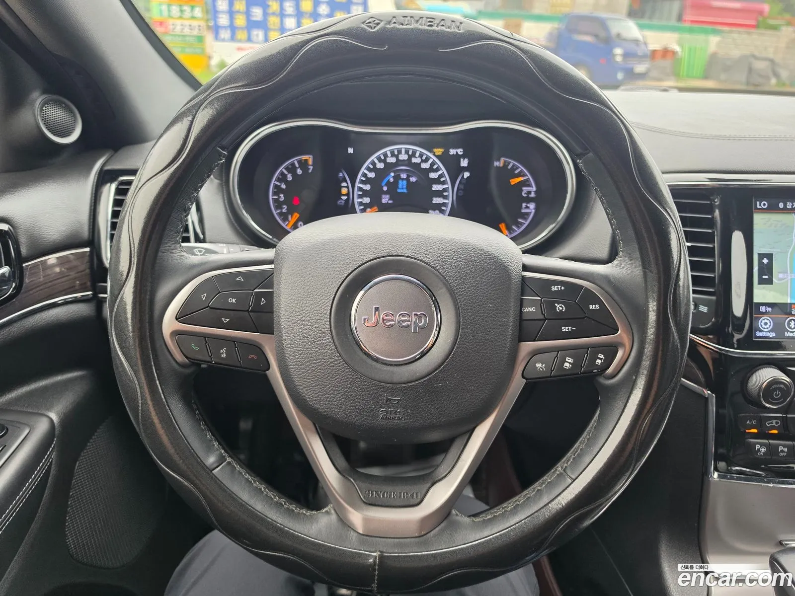 Jeep Grand Cherokee 2019 — 10