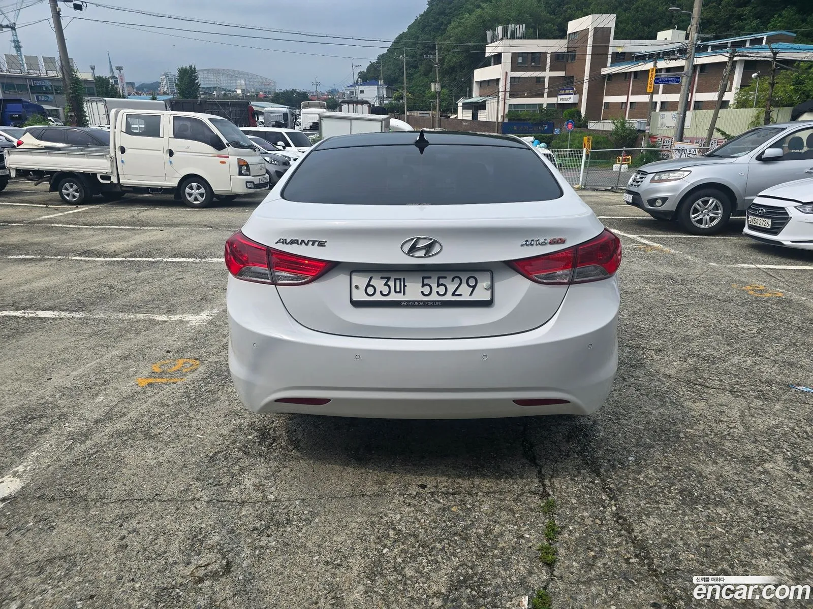 Hyundai Elantra MD 2011 — 15