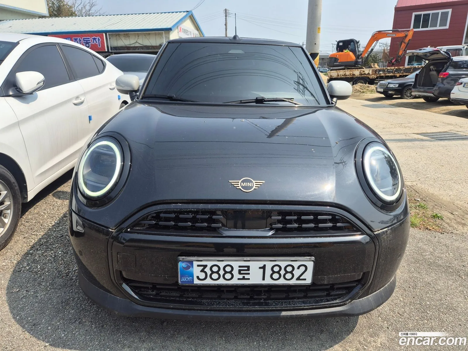 Mini Cooper C Convertible 2025 — 11