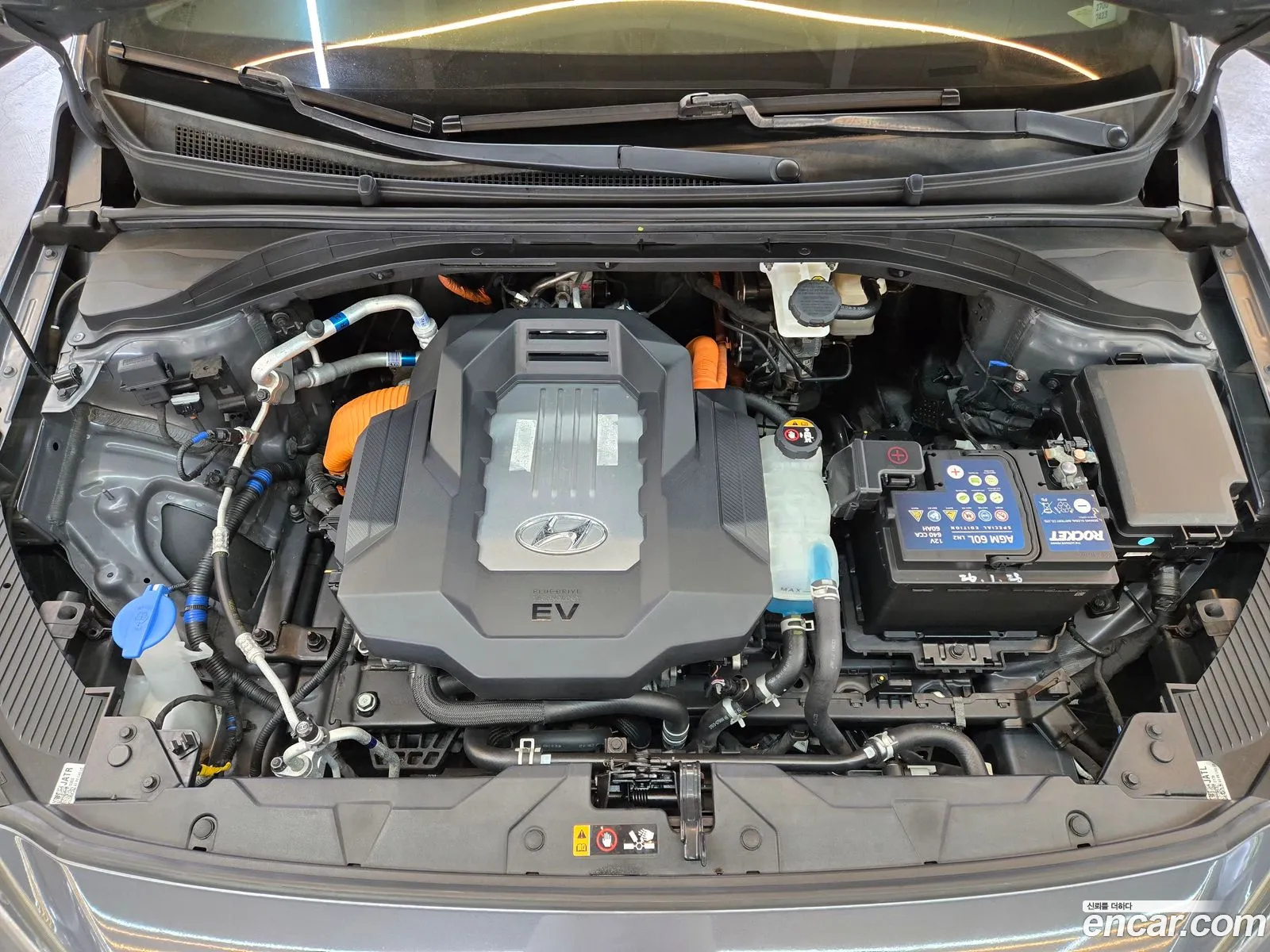Hyundai Ioniq Electric 2019 — 19