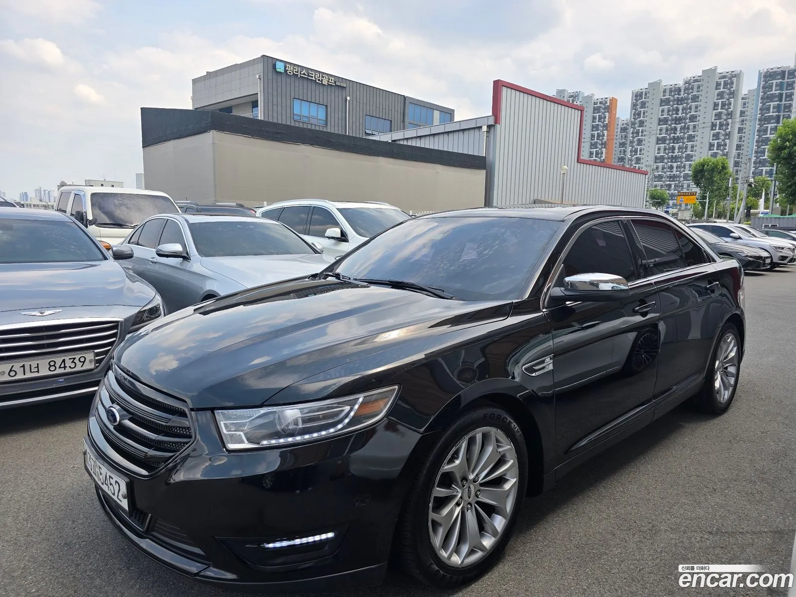 Ford Taurus 2015 — 9
