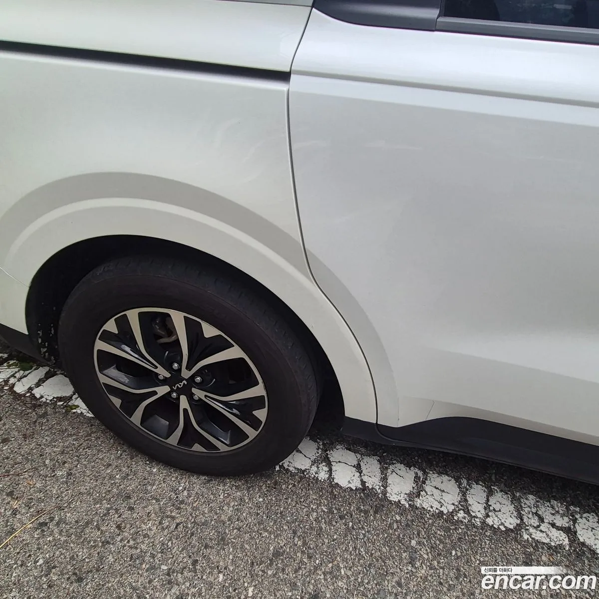 Kia Carnival 2021 — 10
