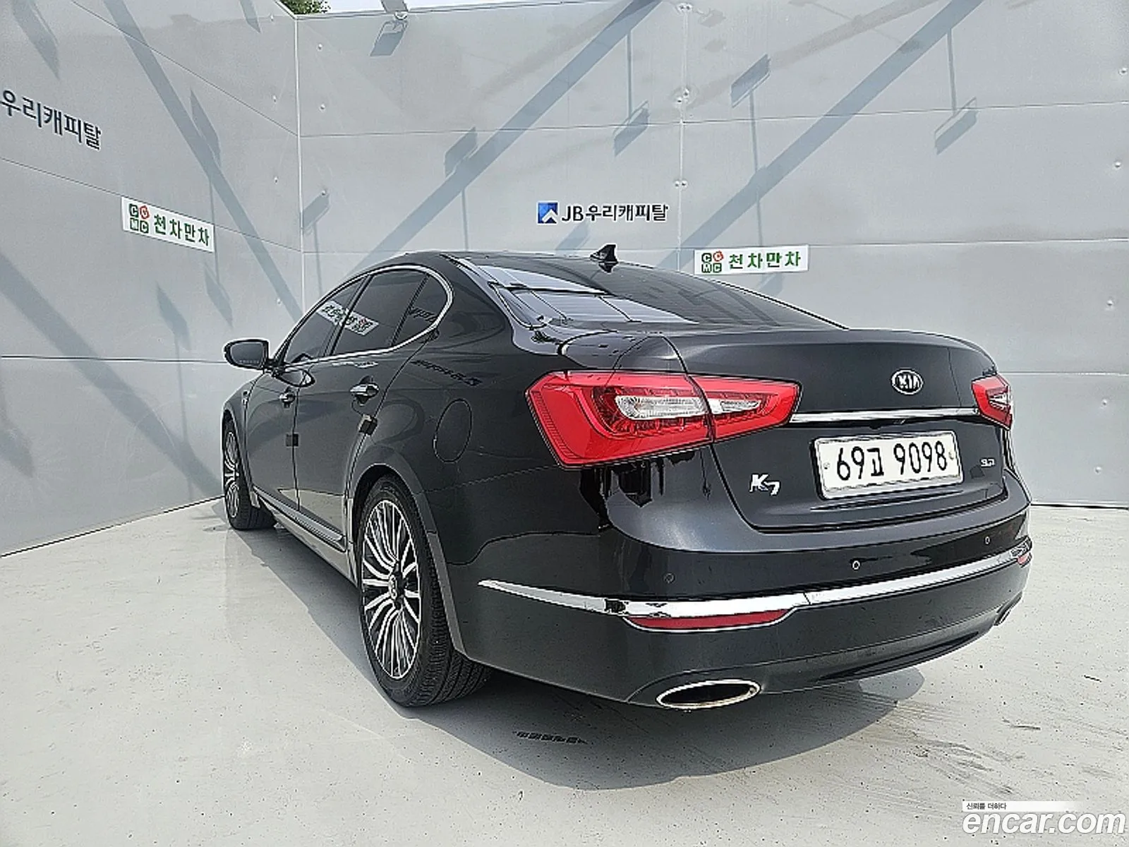 Kia K7 2013 — 17
