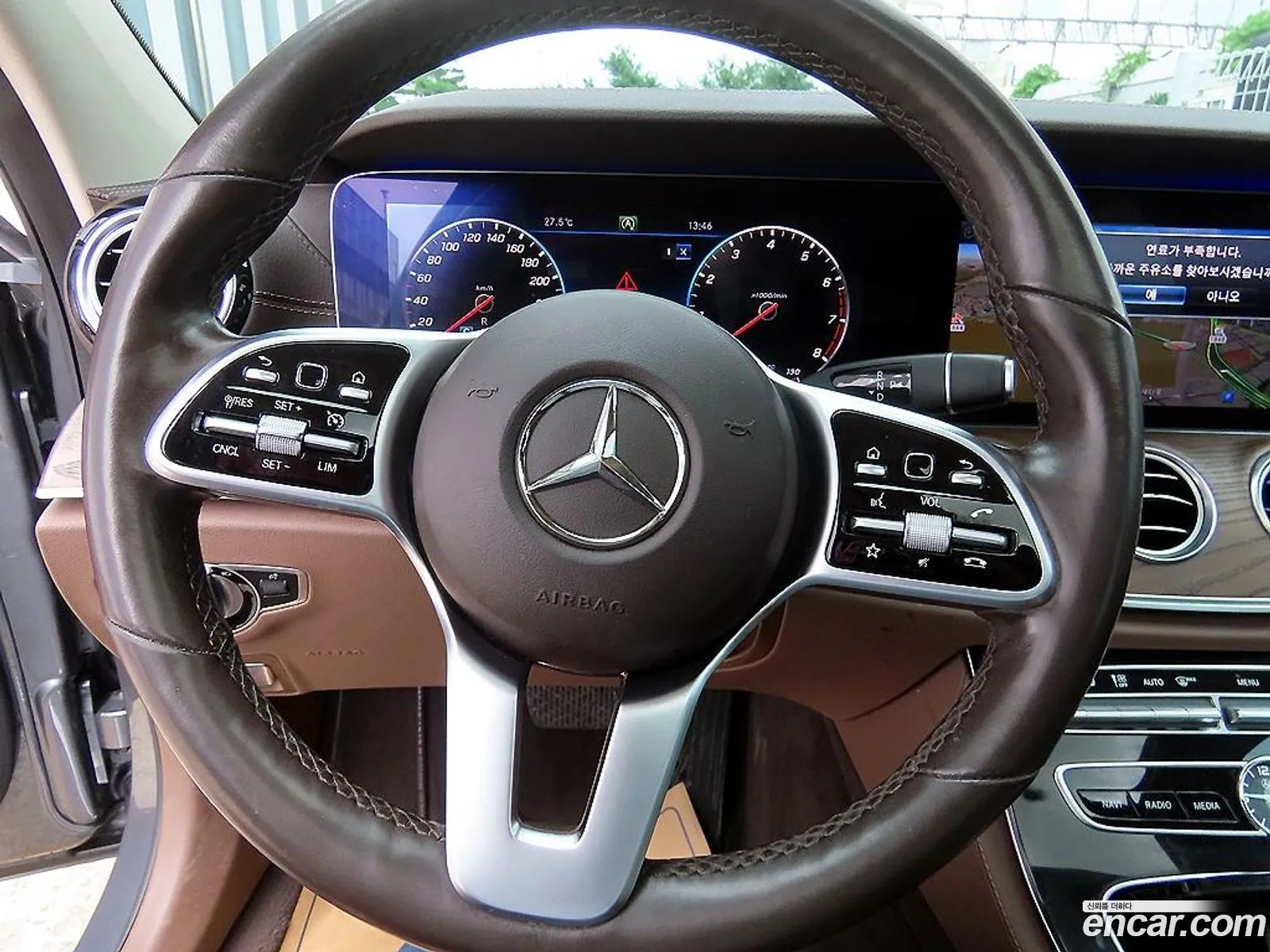 Mercedes-Benz E-Class W213 2018 — 16