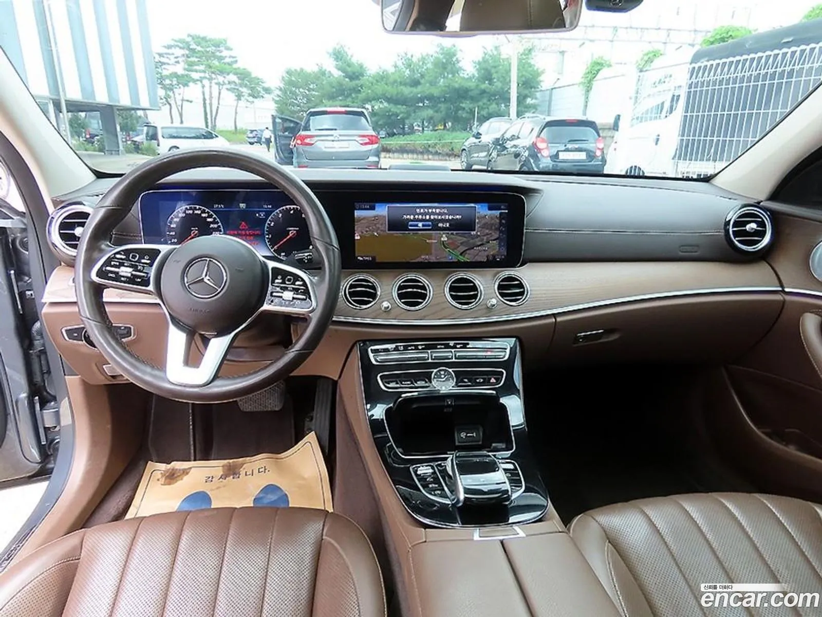 Mercedes-Benz E-Class W213 2018 — 17
