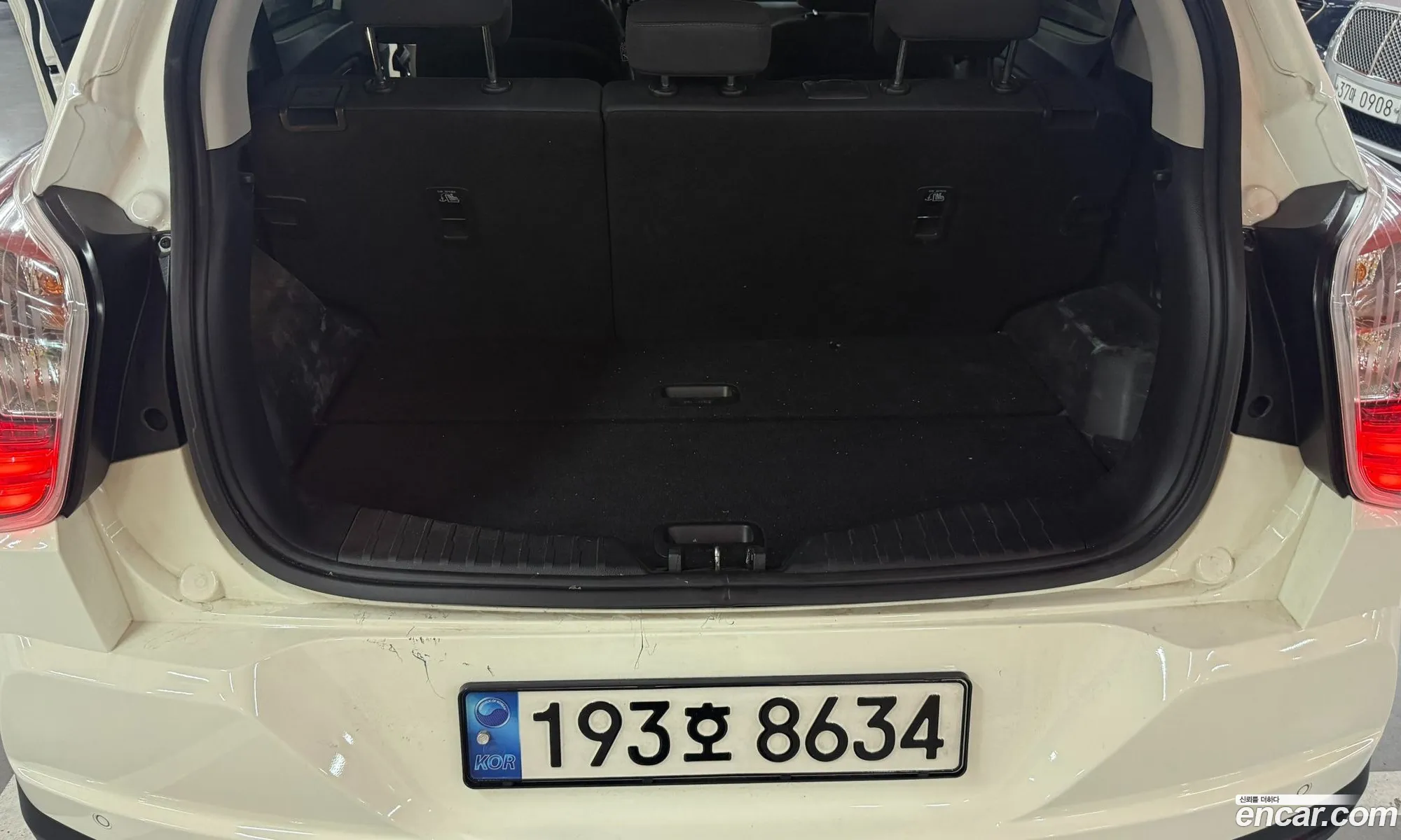 KG Mobility (SsangYong) Tivoli 2023 — 19