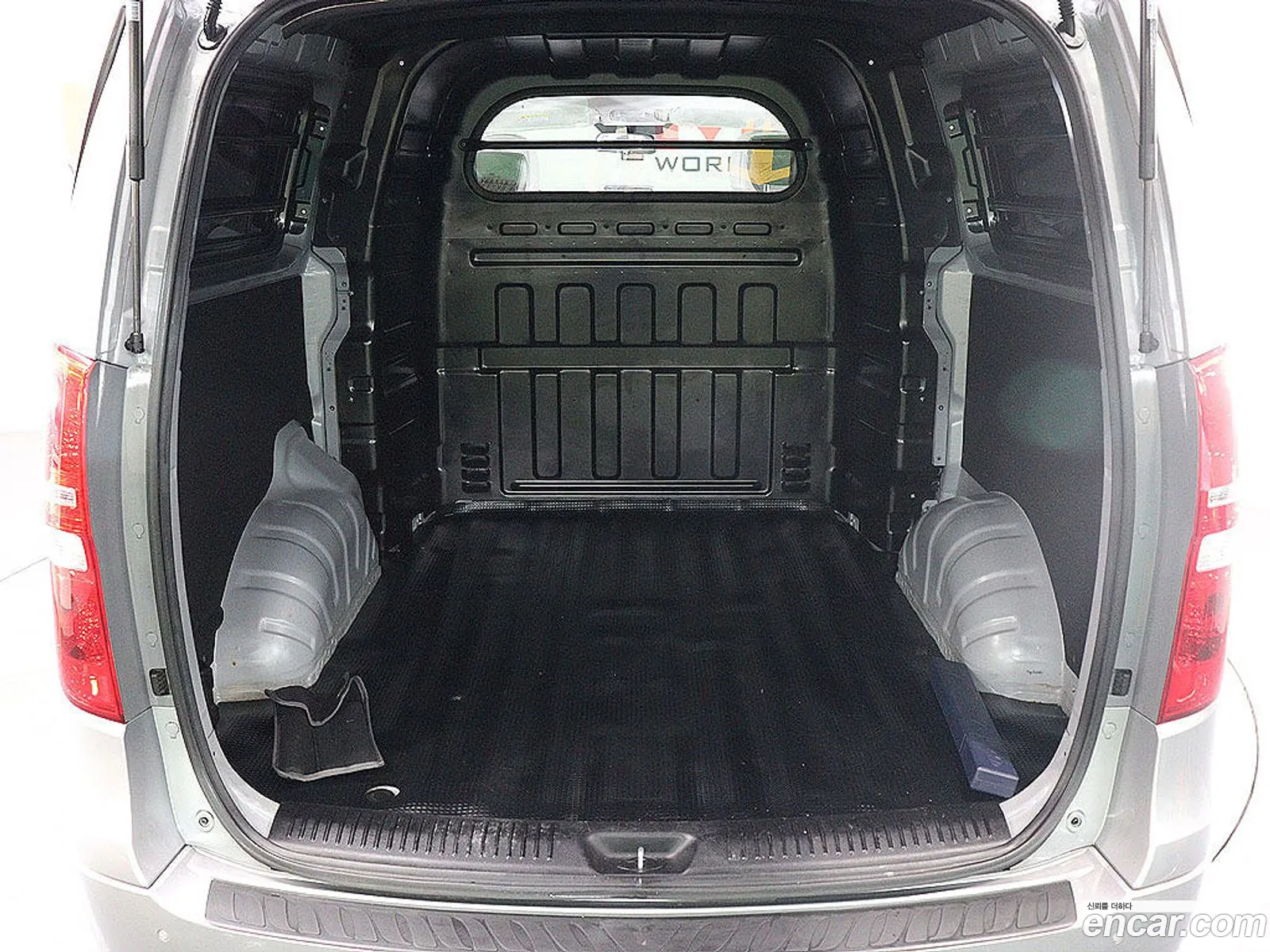 Hyundai Grand Starex 2020 — 11