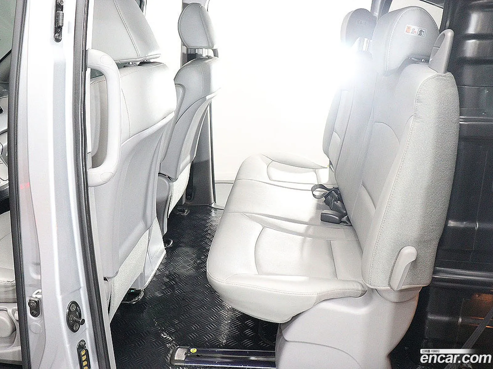 Hyundai Grand Starex 2020 — 9
