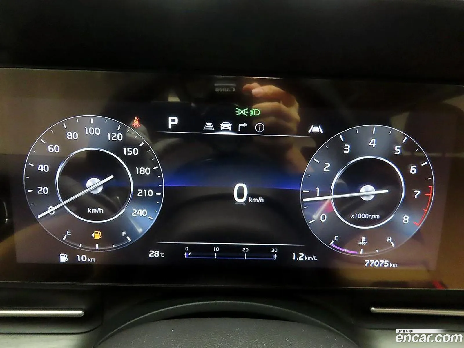 Kia Carnival 2023 — 18