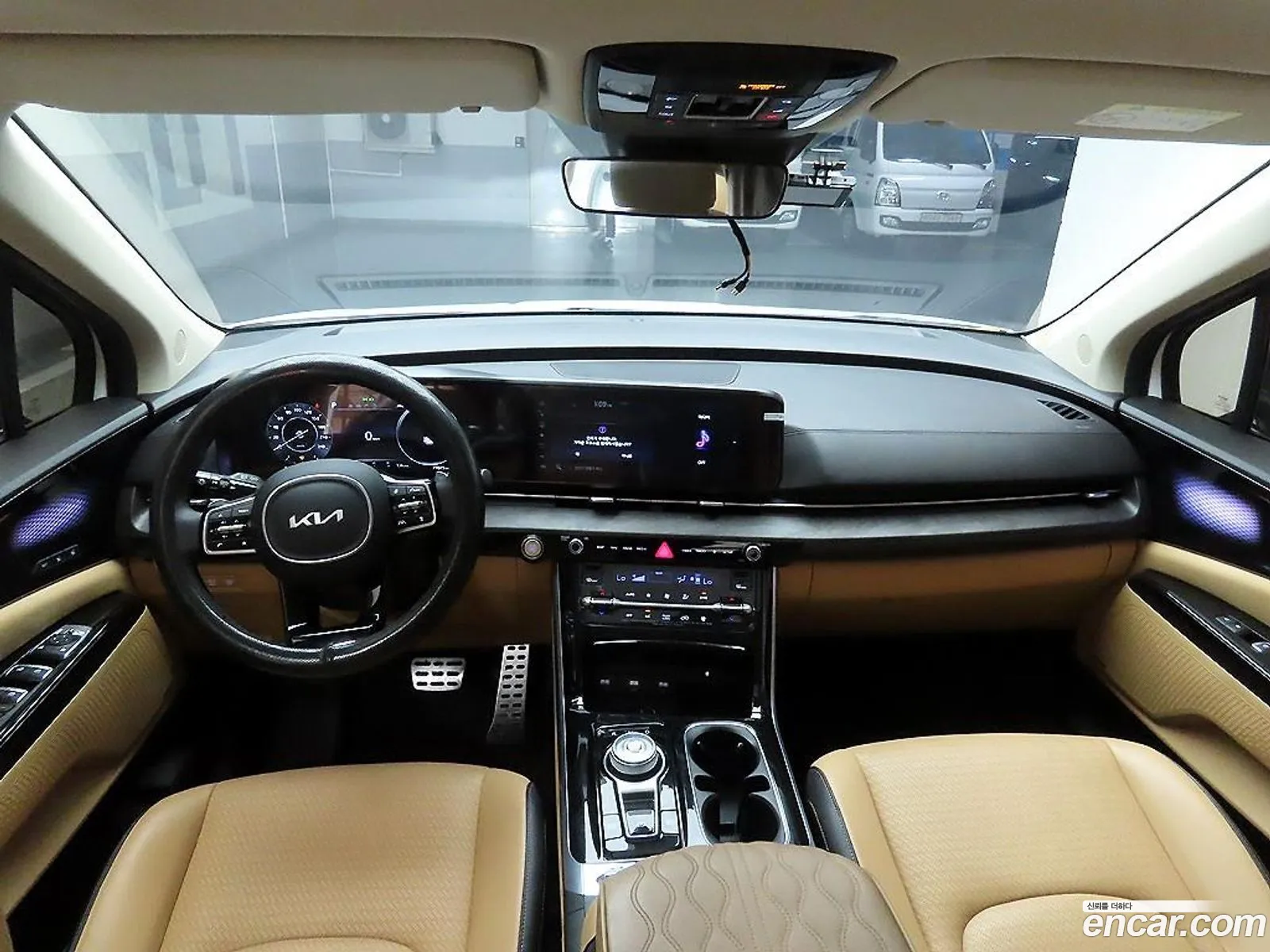 Kia Carnival 2023 — 20