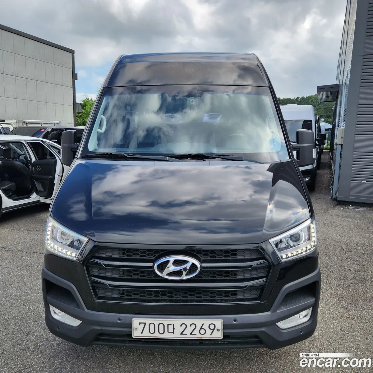 Hyundai Solati 2018 — 14
