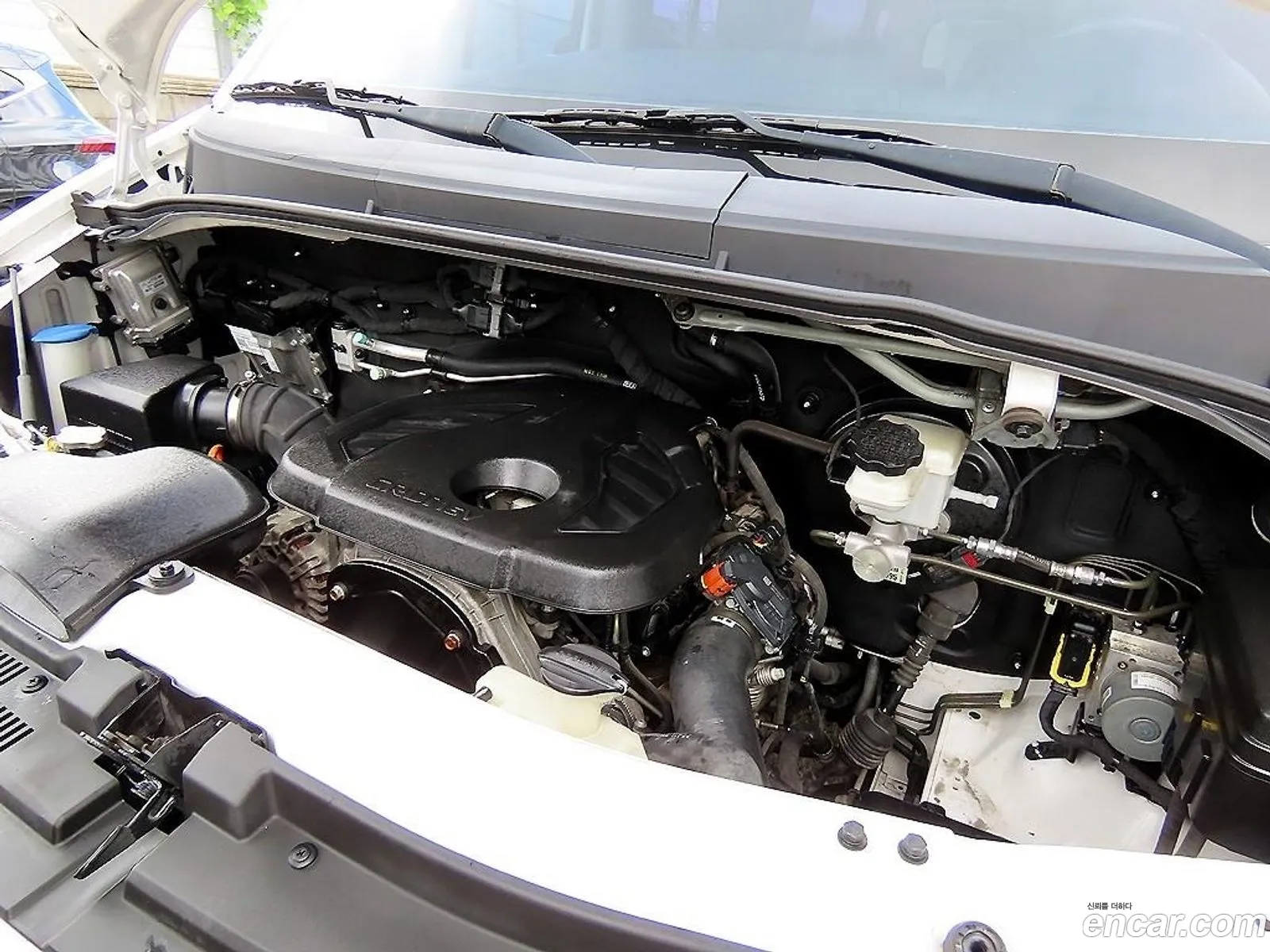 Hyundai Solati 2017 — 10