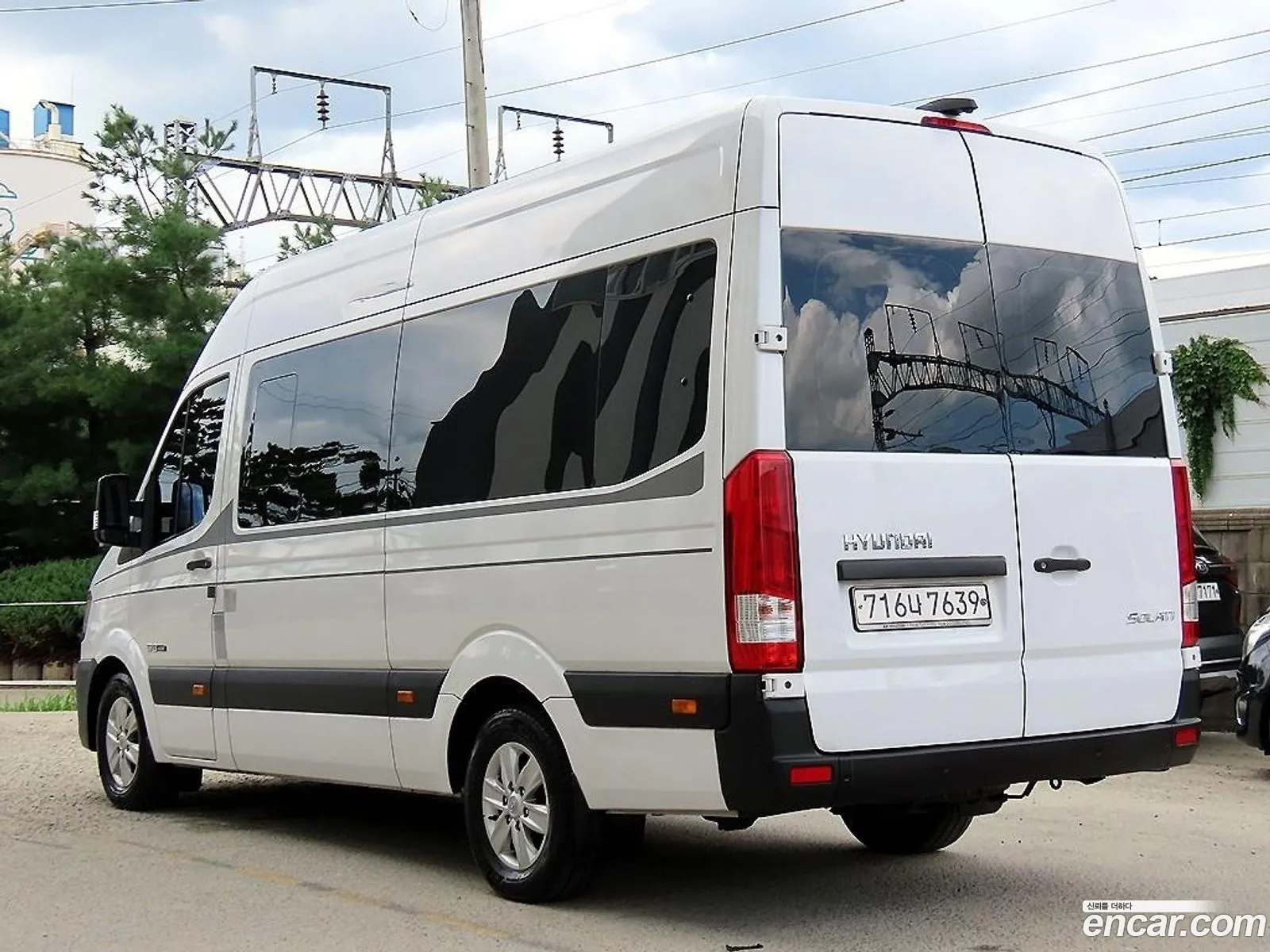 Hyundai Solati 2017 — 18