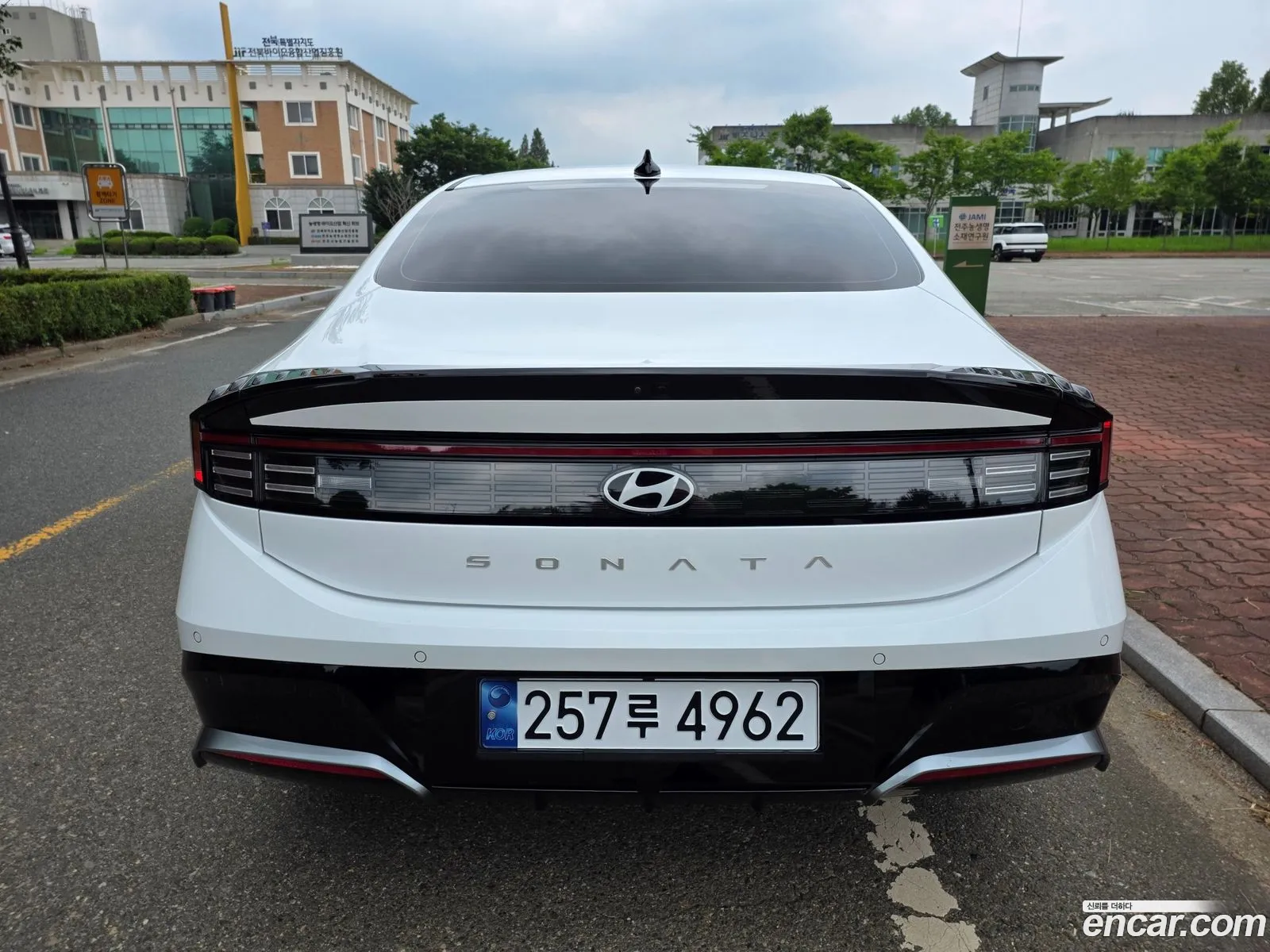 Hyundai Sonata the Edge 2023 — 8