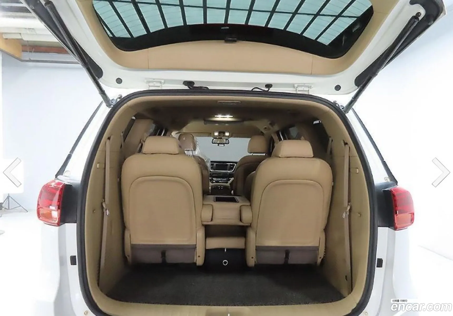 Kia Carnival 2018 — 5