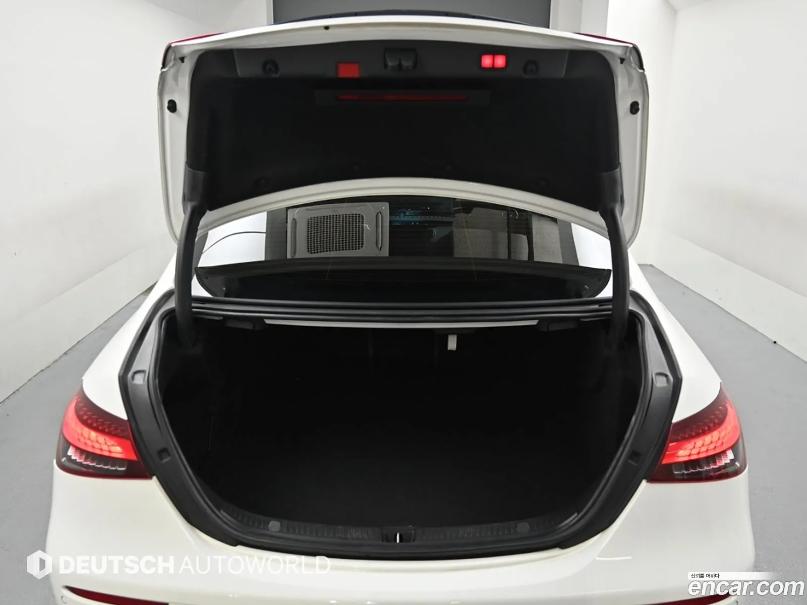 Mercedes-Benz E-Class W213 2021 — 13