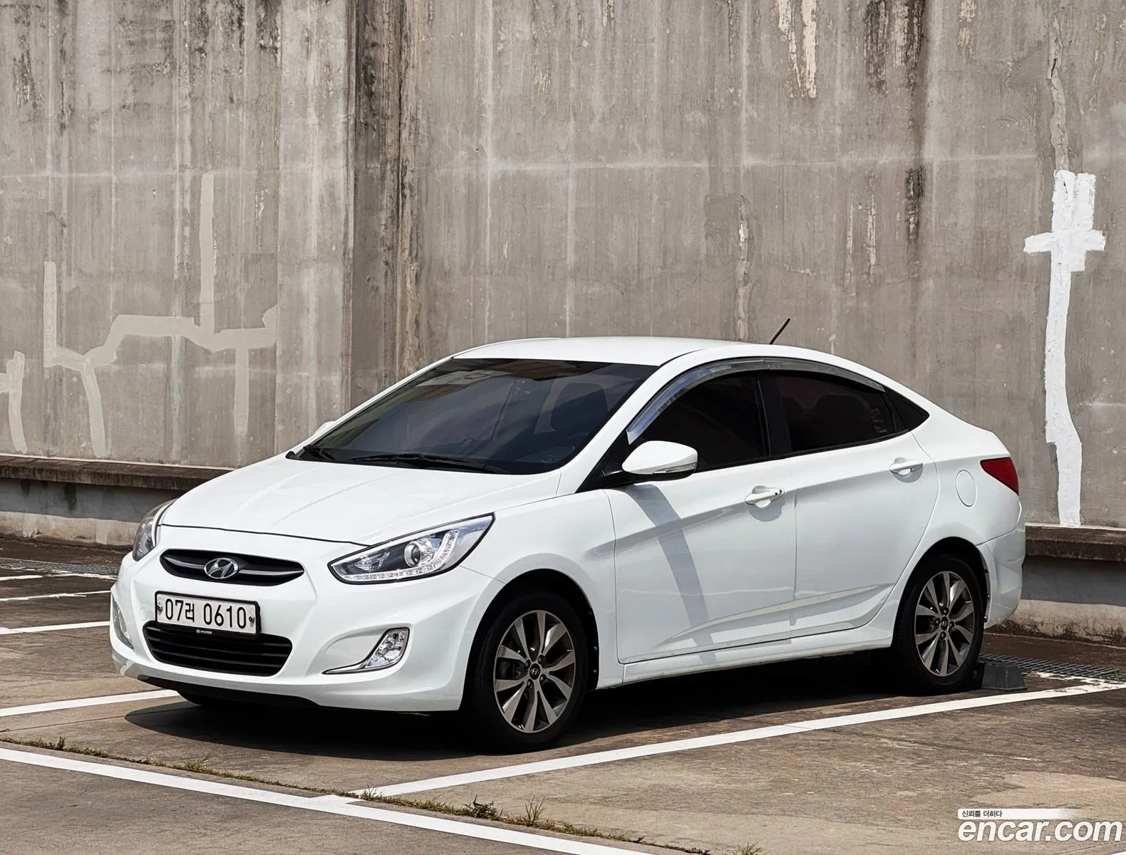 Hyundai Accent 2015 — 19