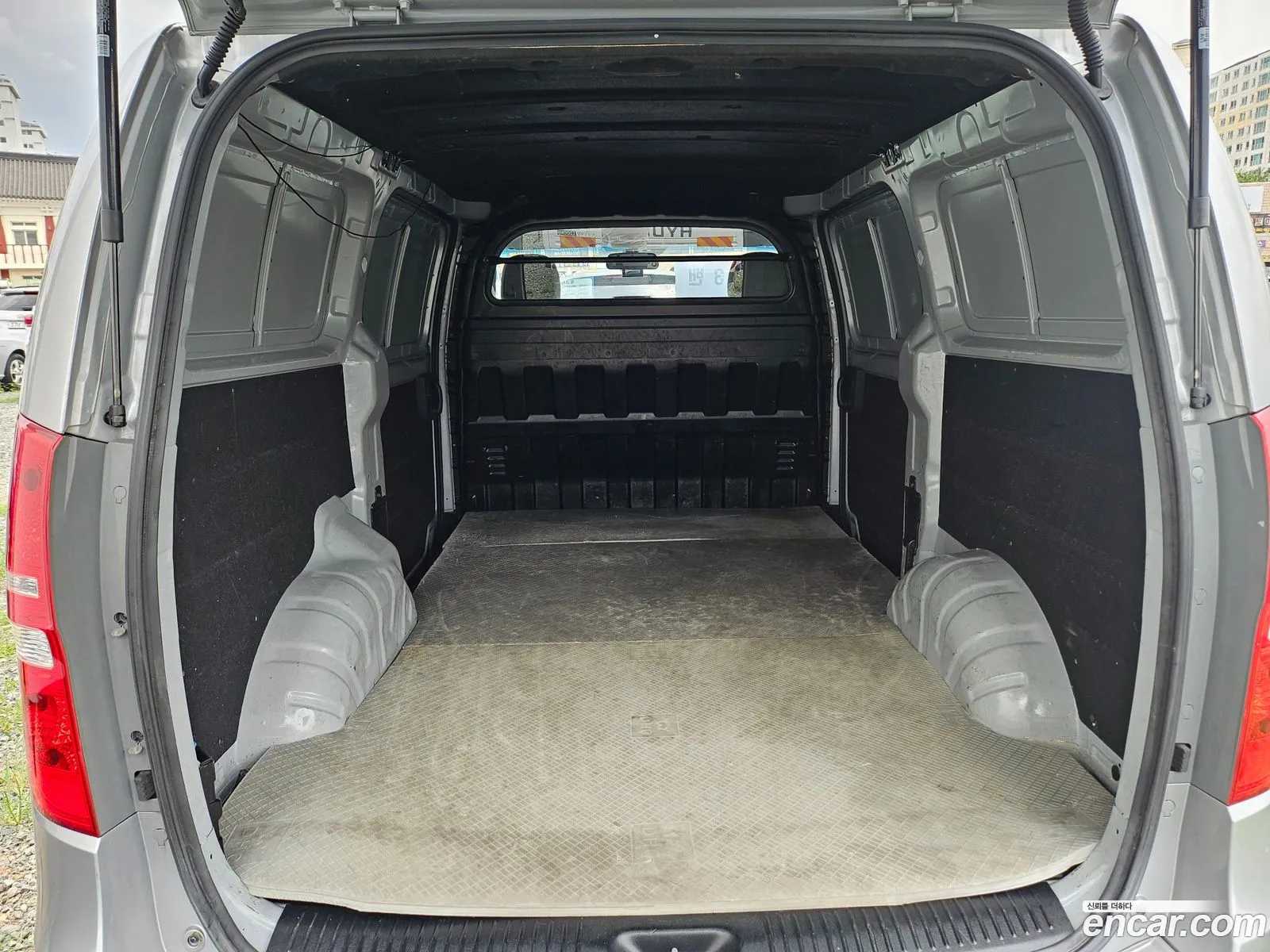 Hyundai Grand Starex 2017 — 7