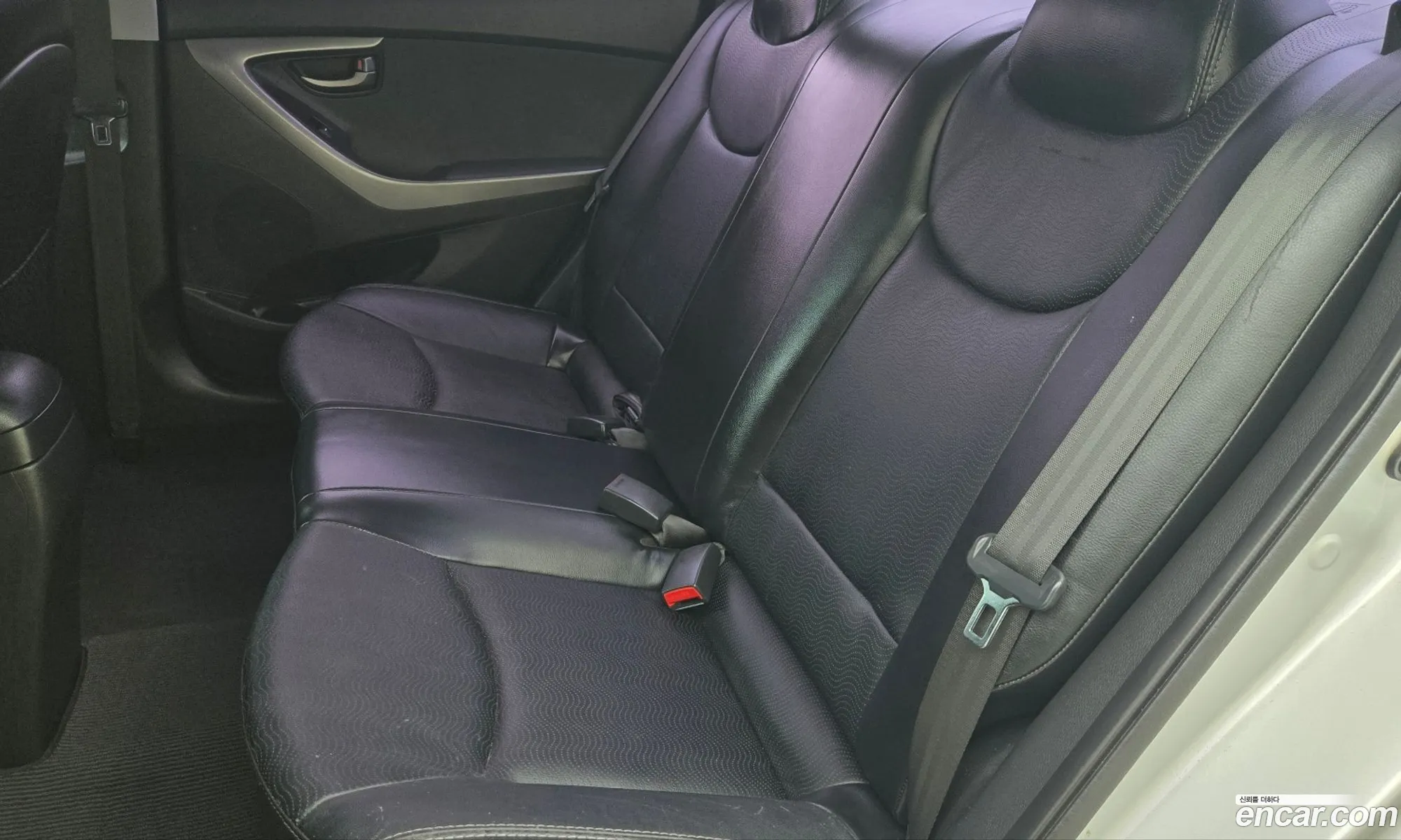 Hyundai Elantra MD 2011 — 16