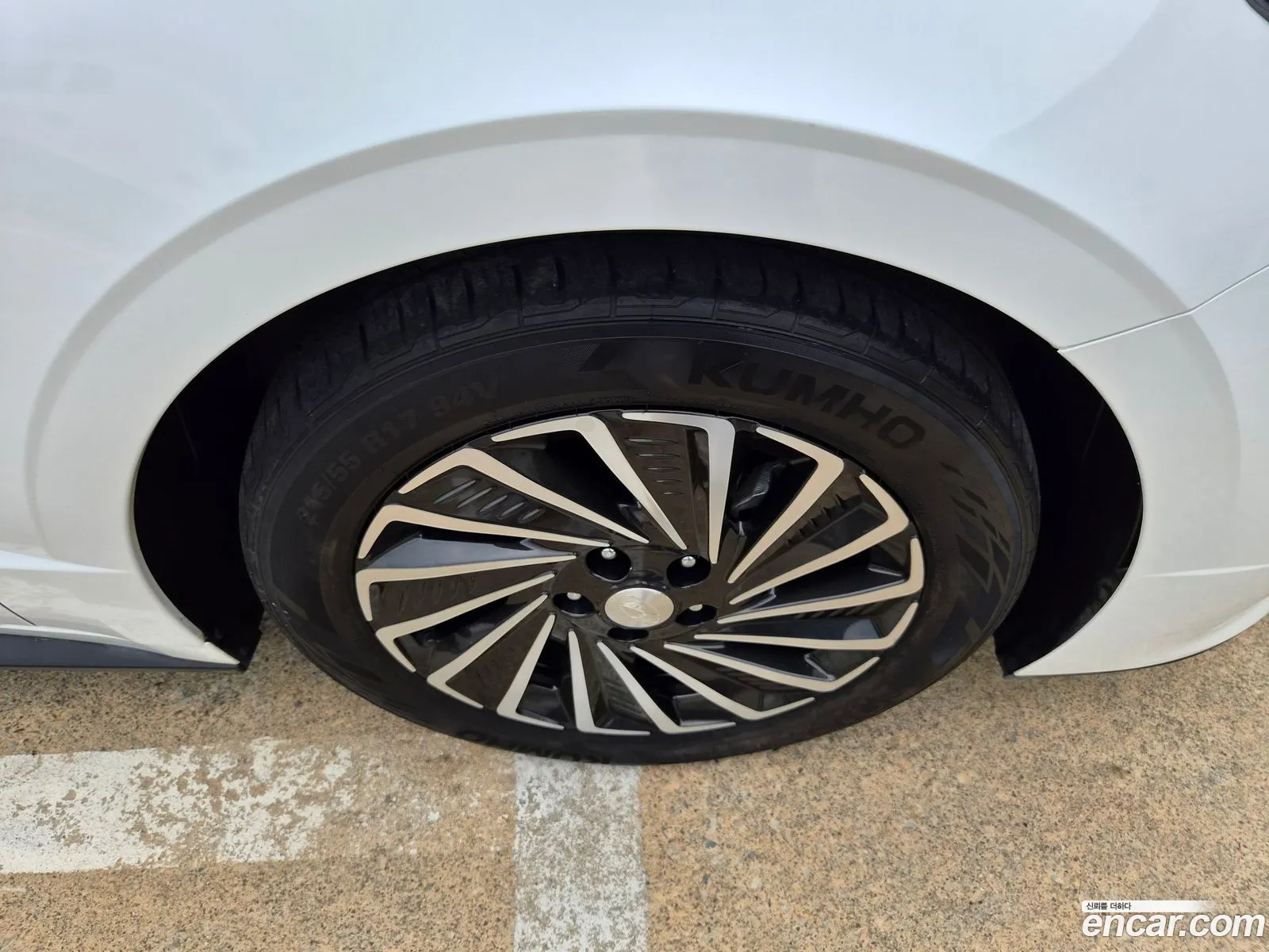 Hyundai Sonata Hybrid 2020 — 11