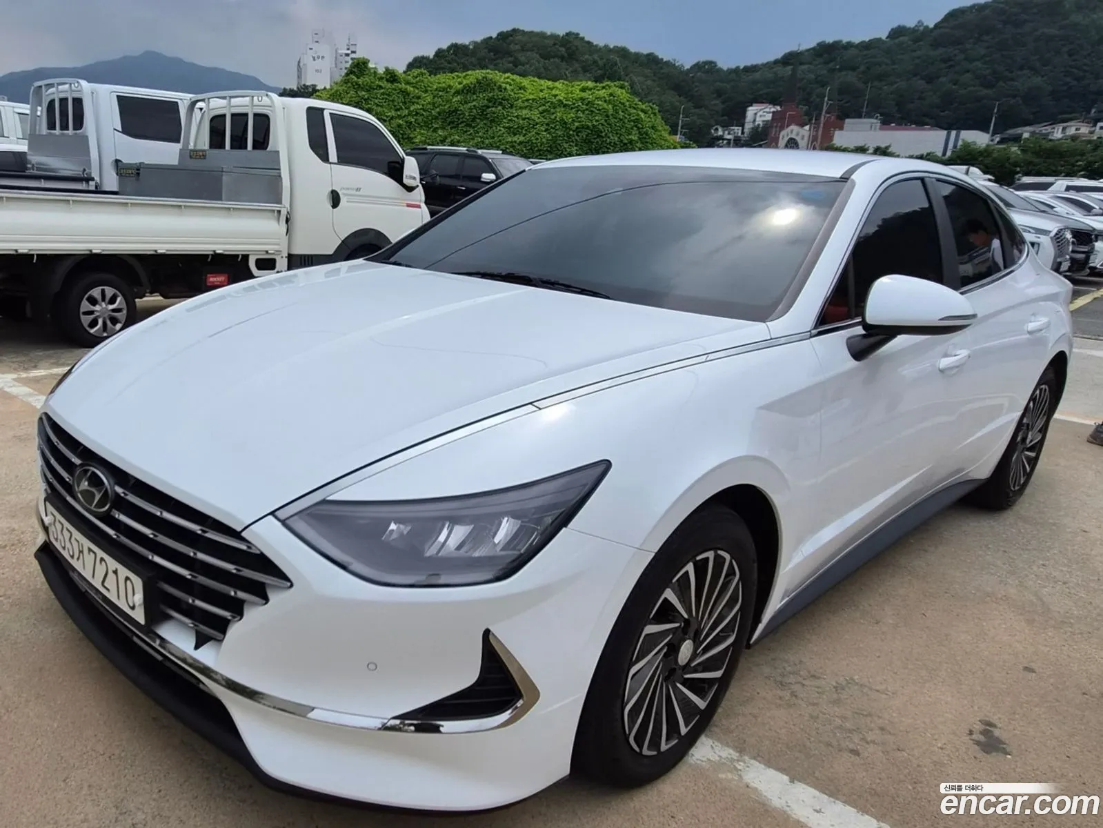Hyundai Sonata Hybrid 2020 — 17