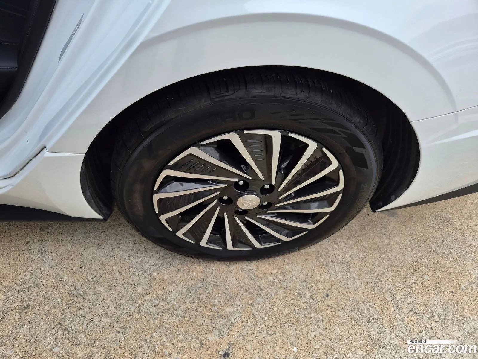 Hyundai Sonata Hybrid