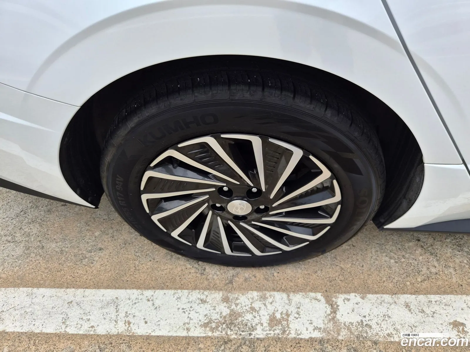 Hyundai Sonata Hybrid 2020 — 13