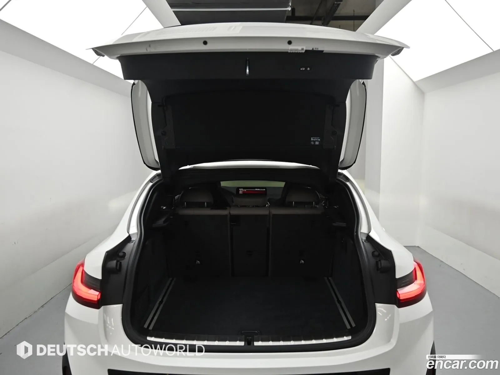 BMW X4 M 2022 — 16