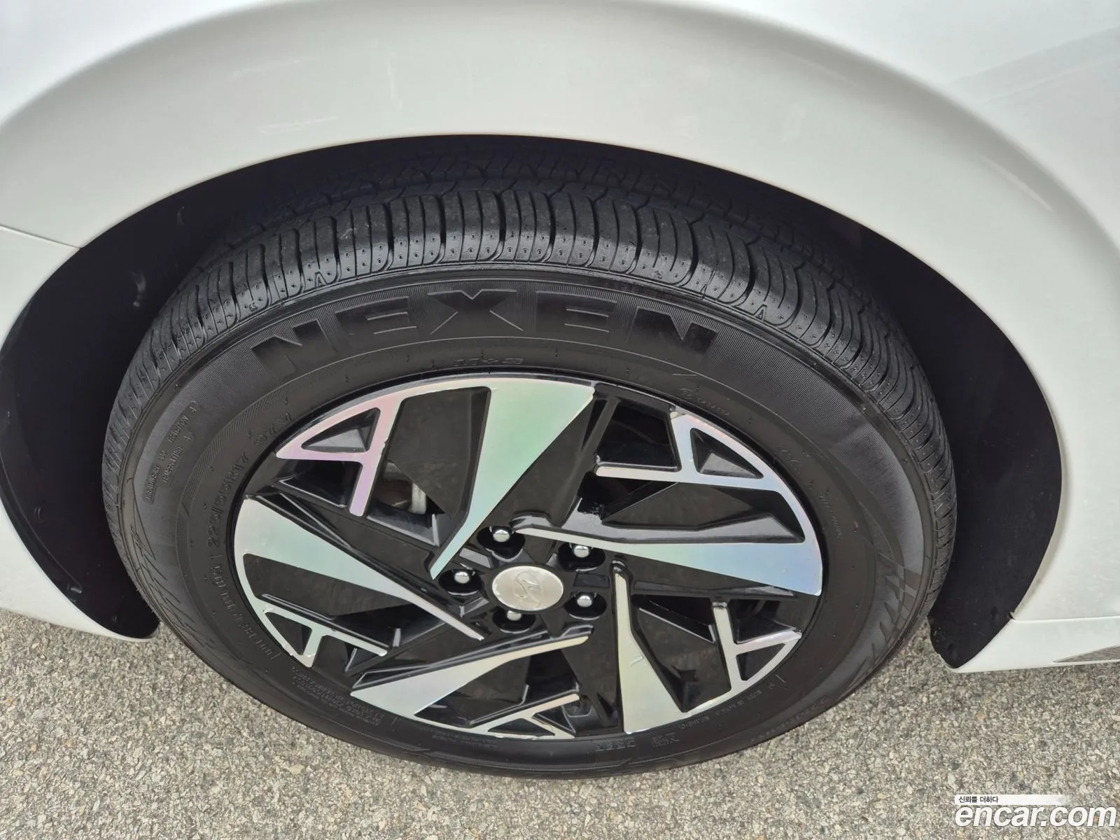 Hyundai Grandeur IG Hybrid