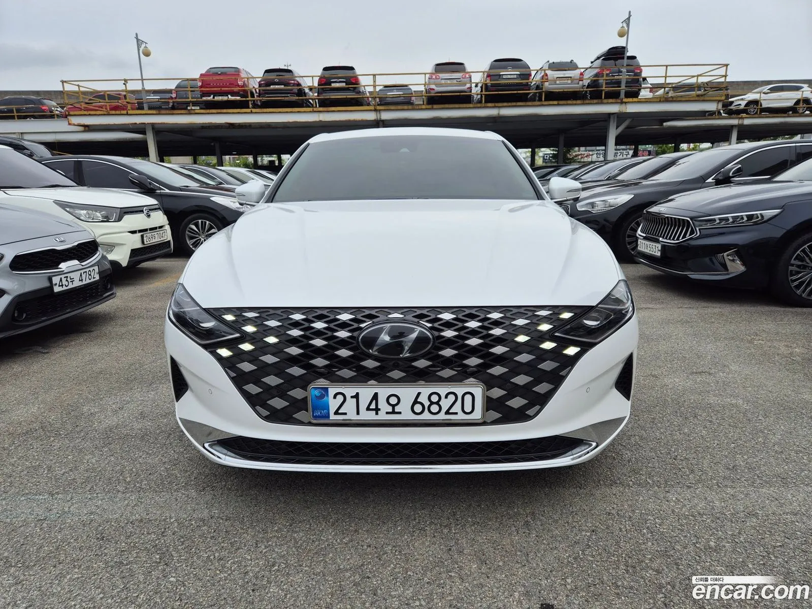 Hyundai Grandeur IG Hybrid 2022 — 4