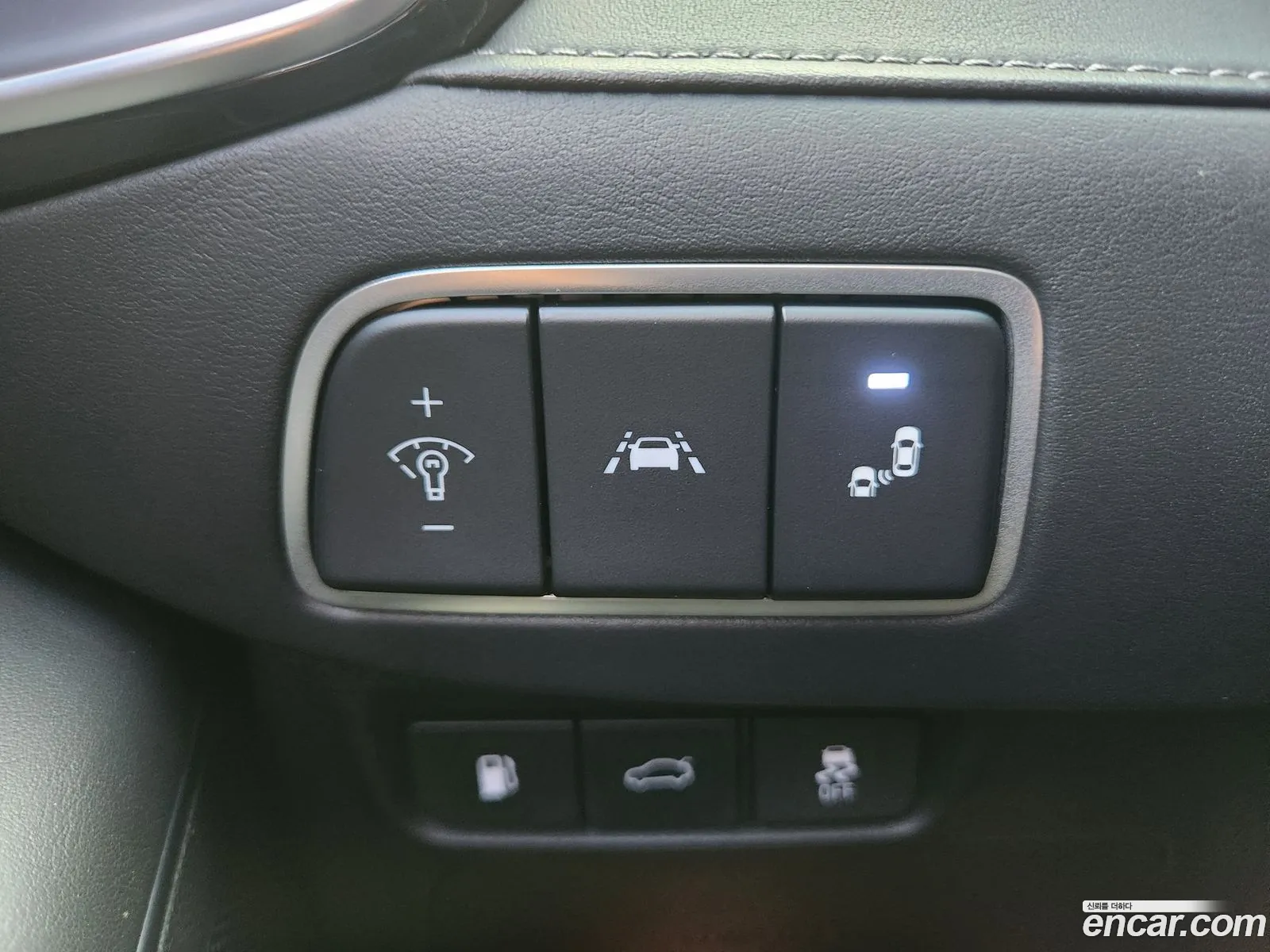 Hyundai Grandeur IG 2018 — 17