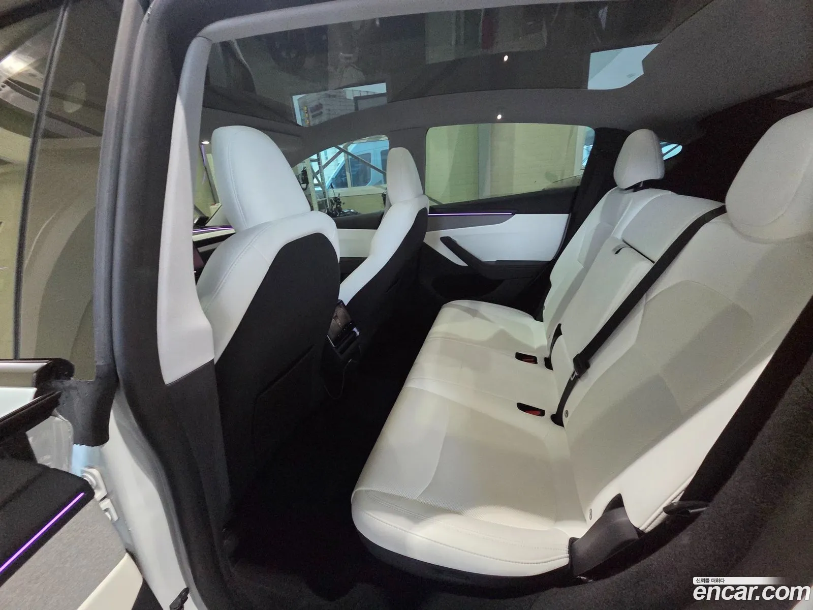 Tesla Model Y 2025 — 20