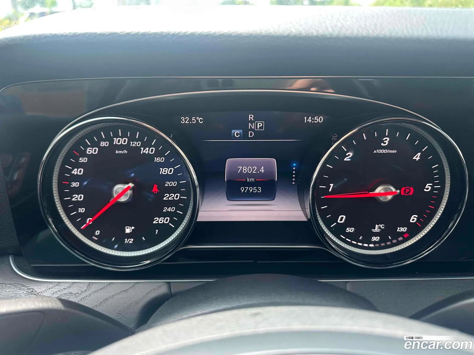 Mercedes-Benz E-Class W213 2018 — 20