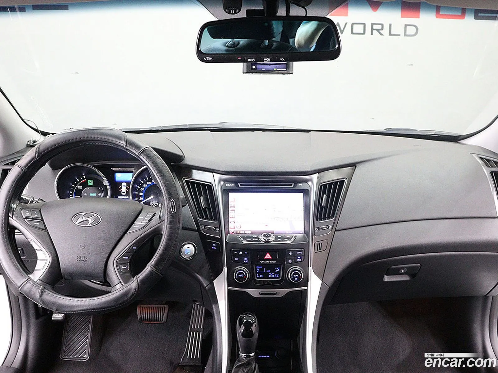 Hyundai Sonata Hybrid 2013 — 3