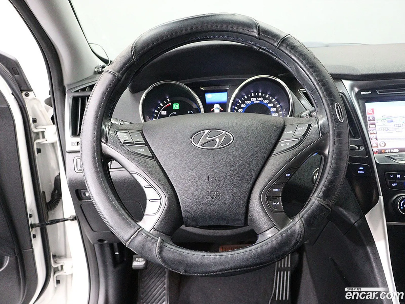 Hyundai Sonata Hybrid 2013 — 16