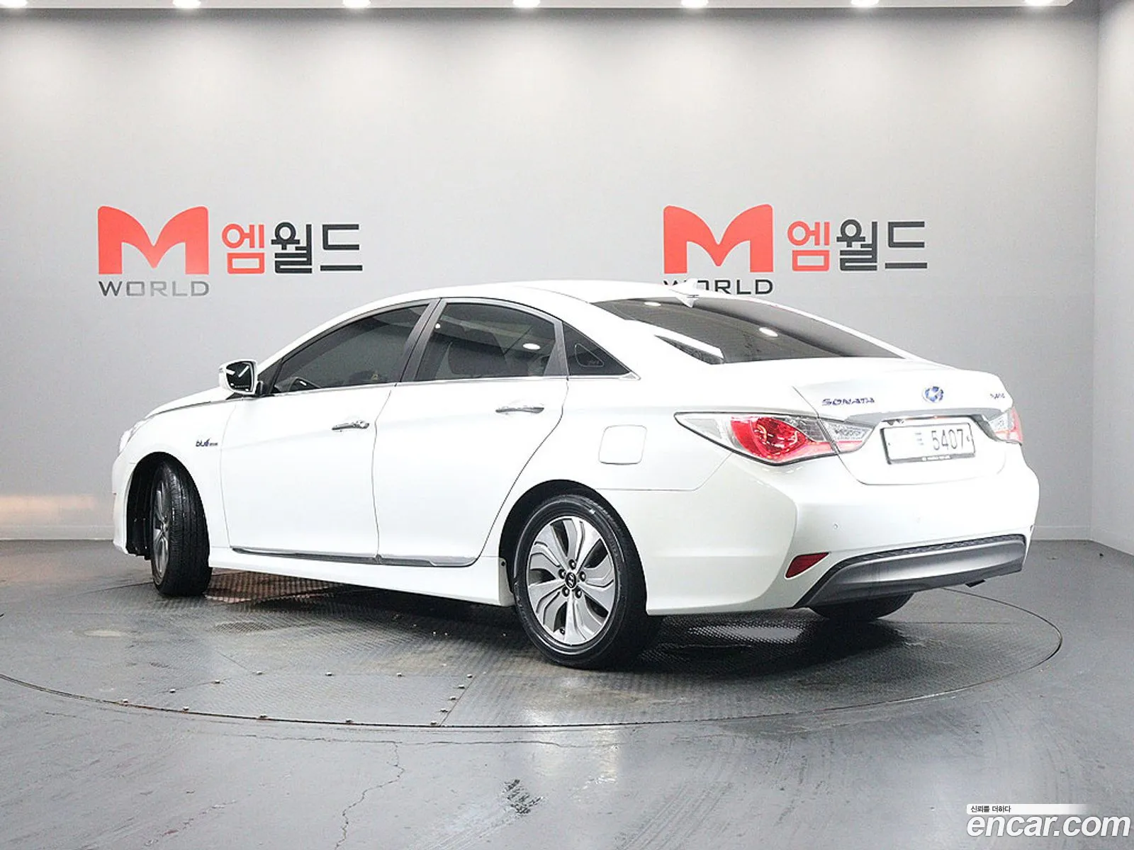 Hyundai Sonata Hybrid 2013 — 4