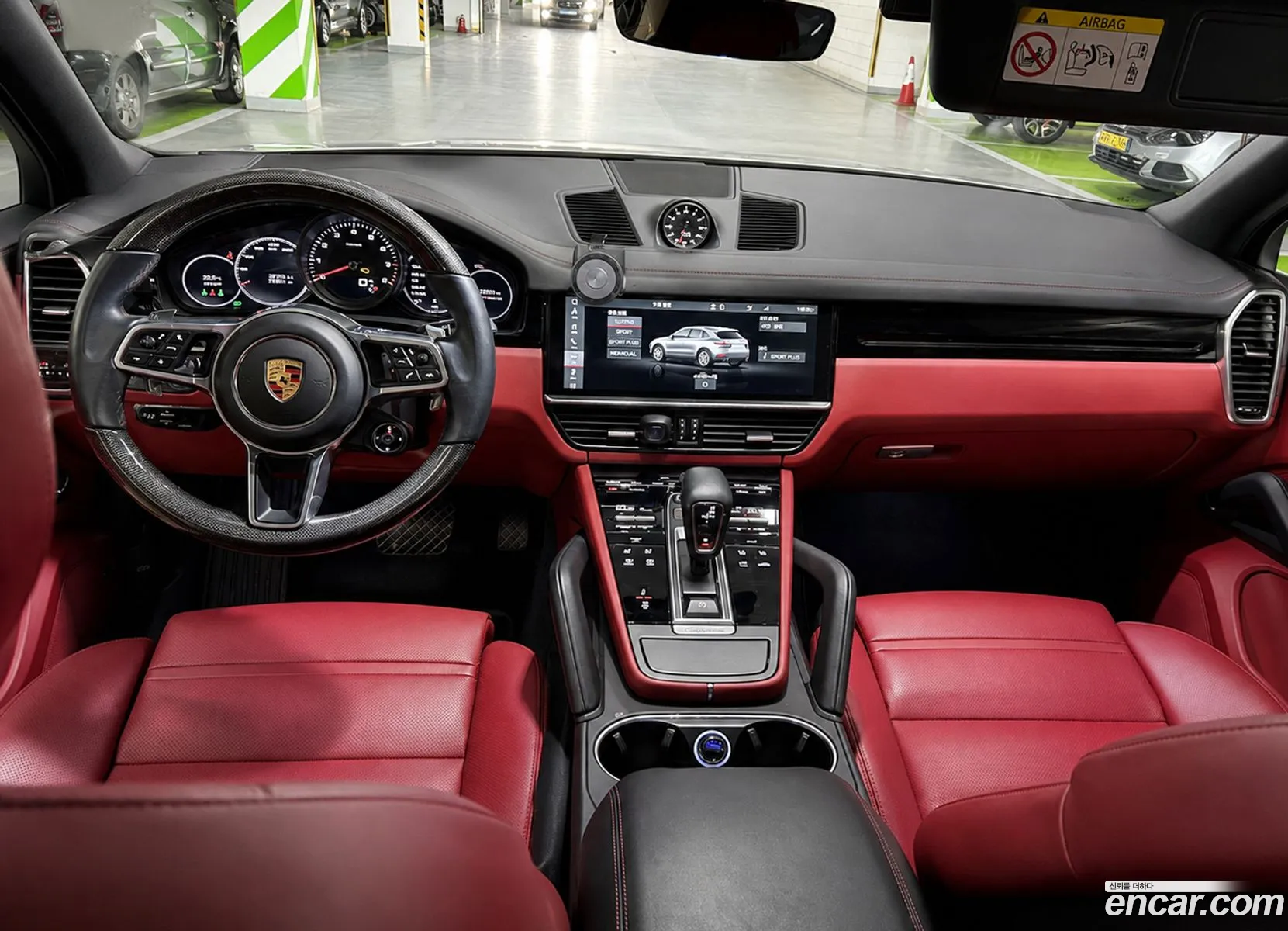 Porsche Cayenne 2021 — 11
