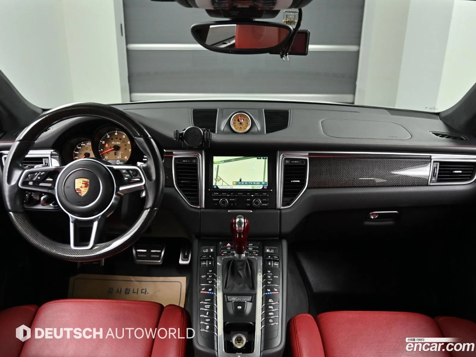 Porsche Macan 2015 — 17