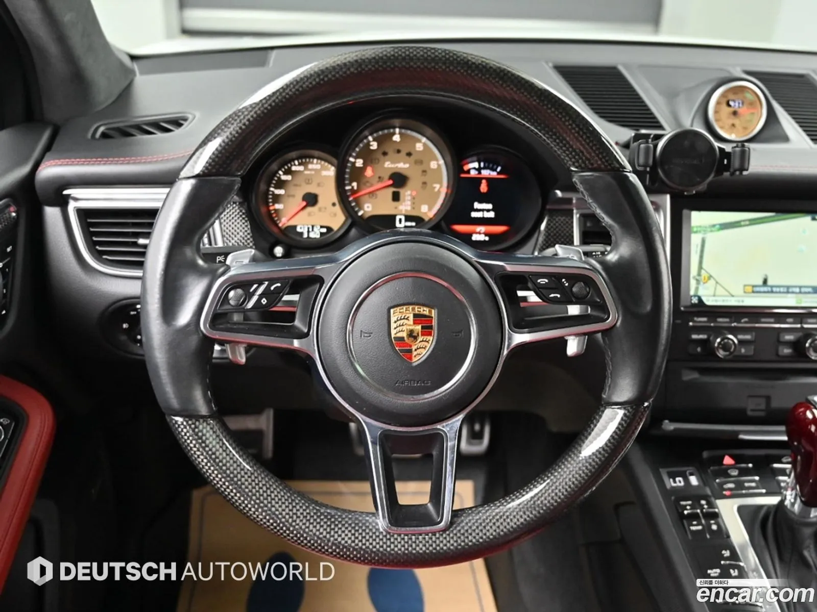 Porsche Macan 2015 — 18