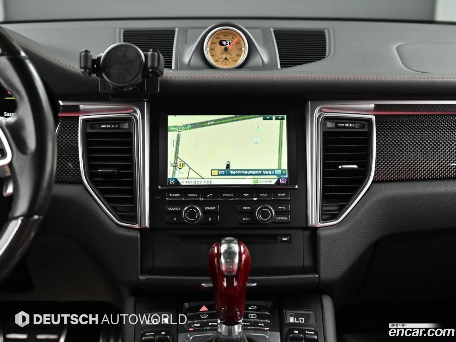 Porsche Macan 2015 — 9