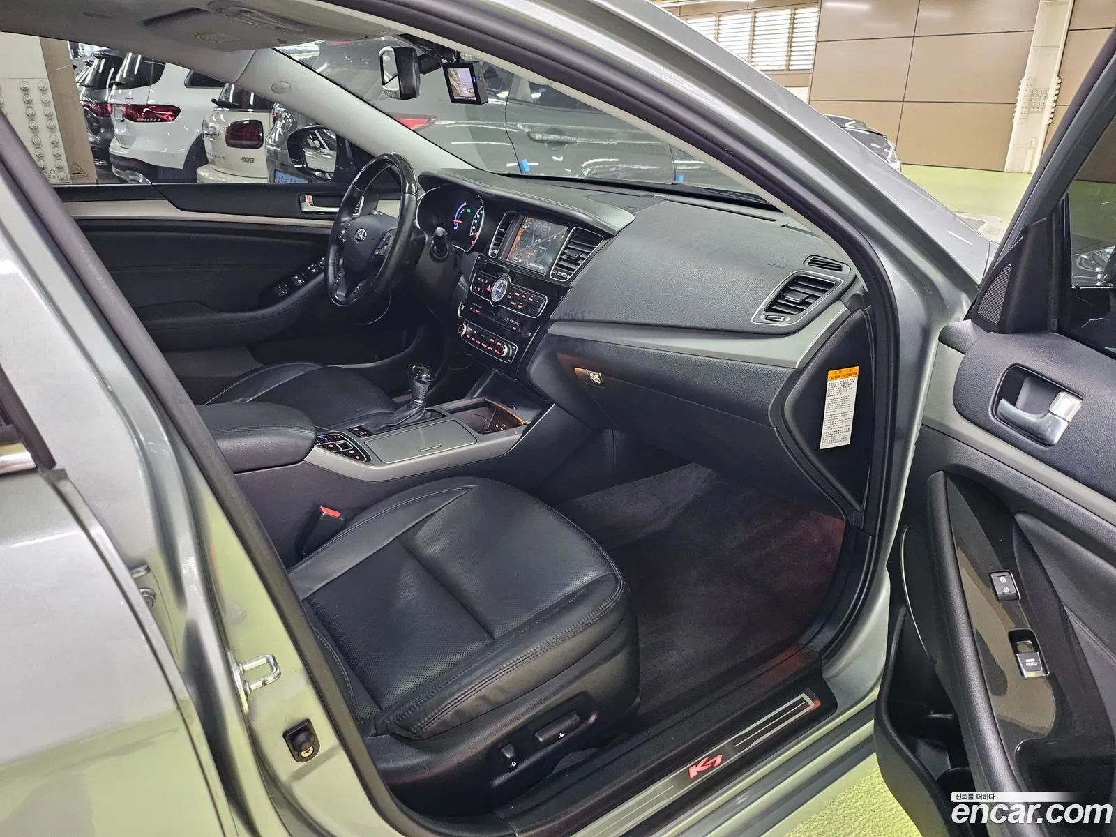 Kia K7 Hybrid 2014 — 7