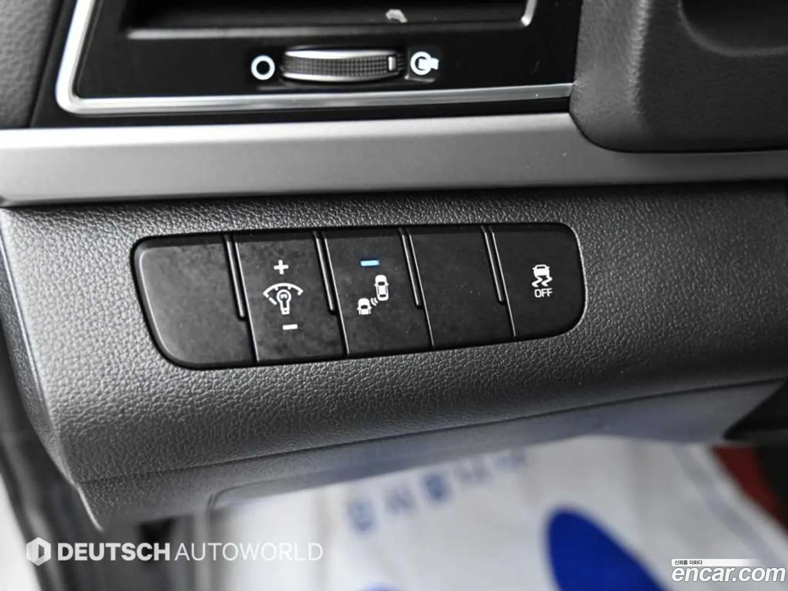 Hyundai Elantra AD 2017 — 4