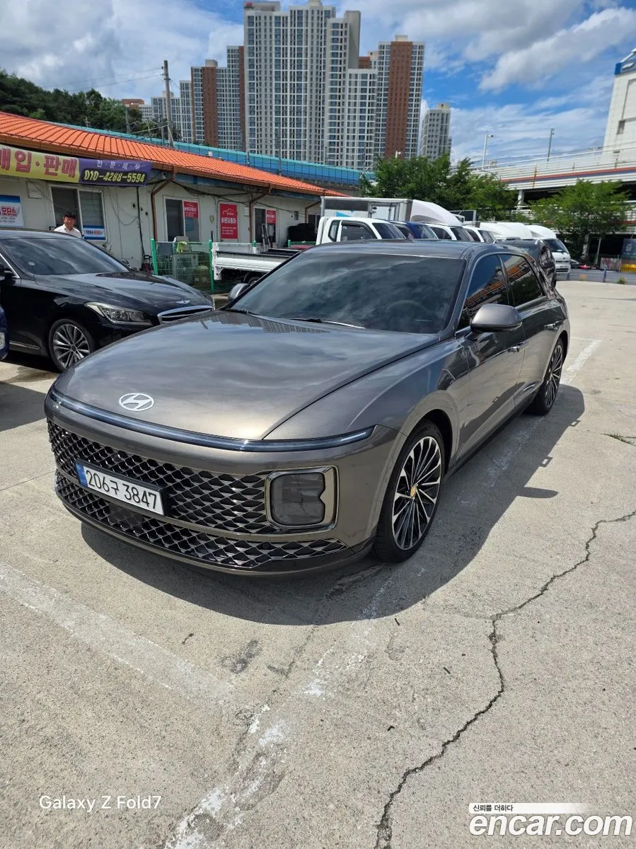 Hyundai Grandeur Hybrid 2023 — 17