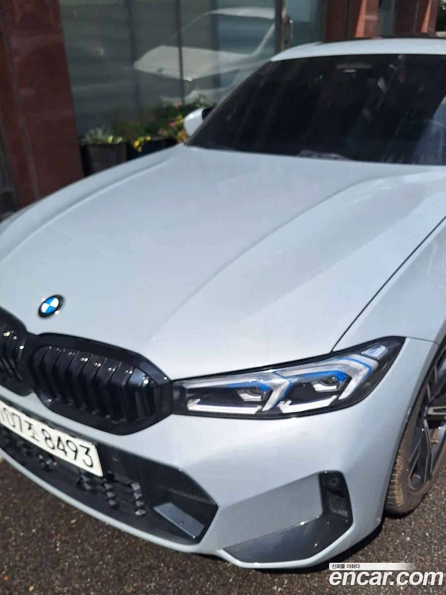 BMW 3 Series 2023 — 11