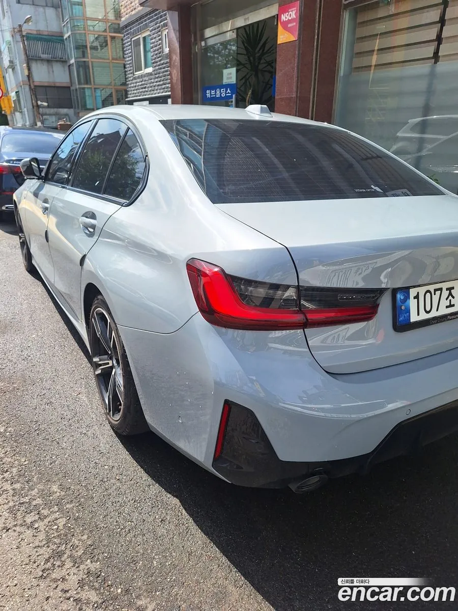 BMW 3 Series 2023 — 2