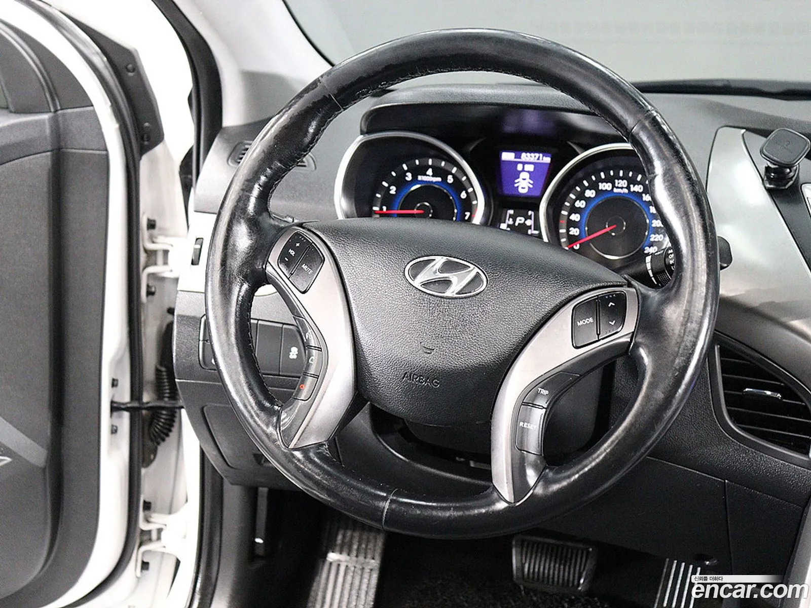 Hyundai Elantra MD 2013 — 9